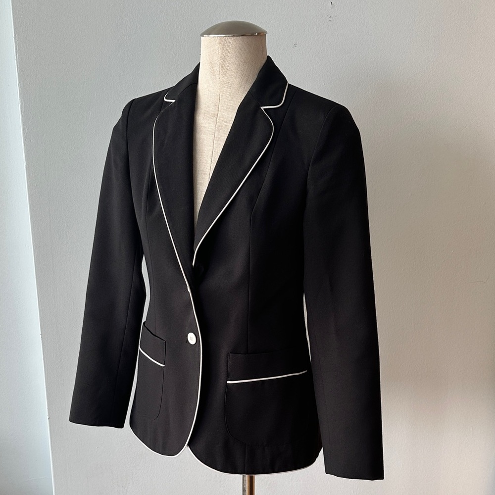 Vintage Newport  Black Blazer with White Trim size small